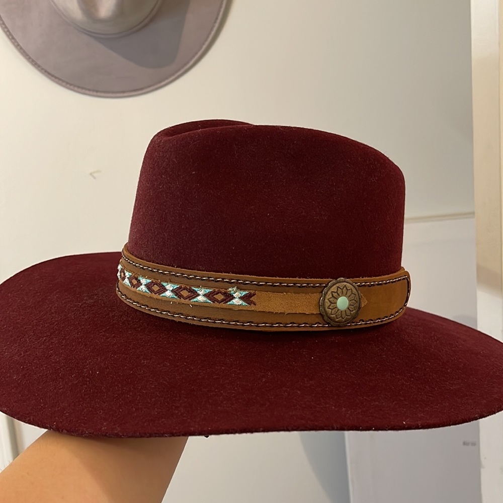 Hat - Picture 2 of 5